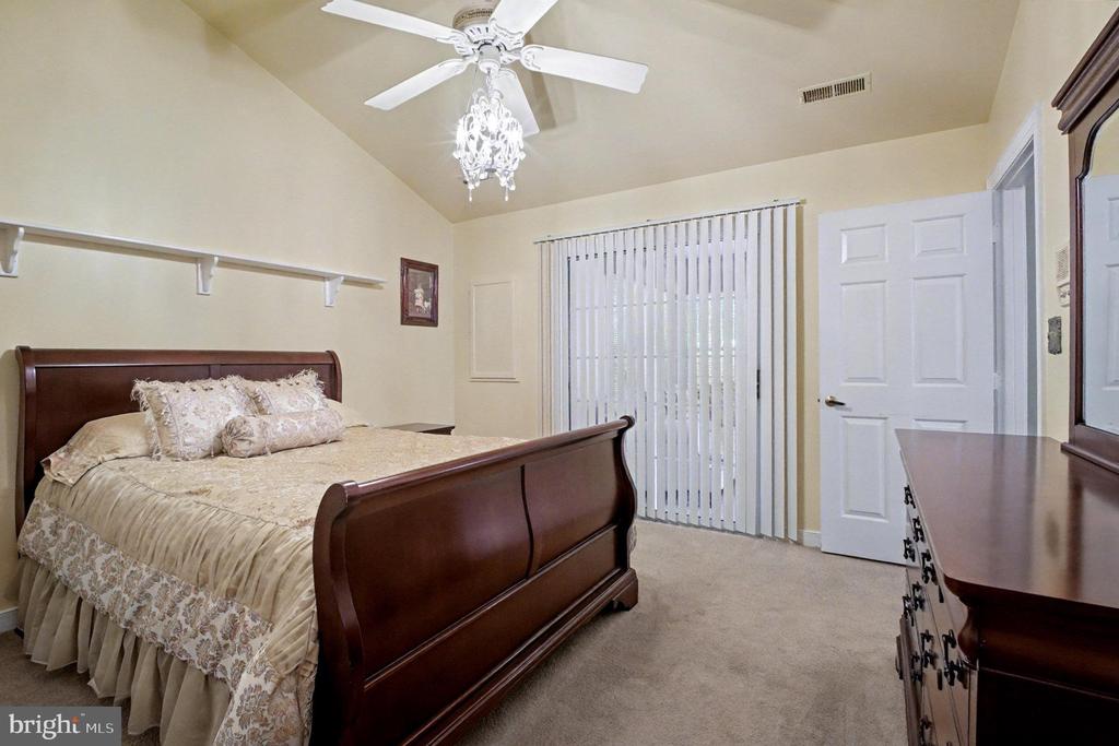 11239 STONE MILL COURT