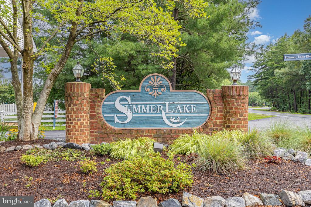11239 STONE MILL COURT