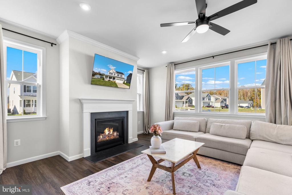 7613 LANGPORT DRIVE