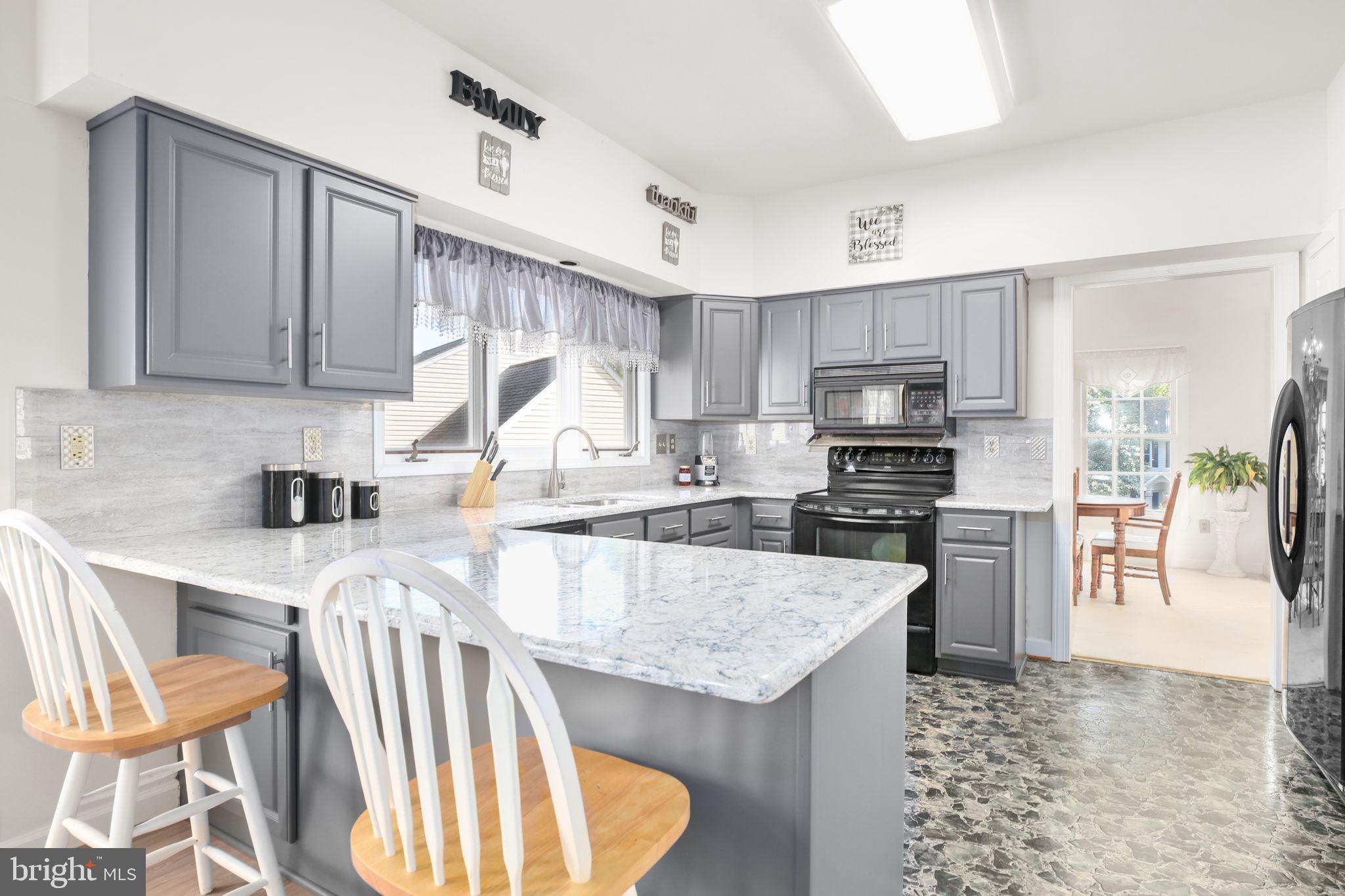 11801 GARDENIA DRIVE