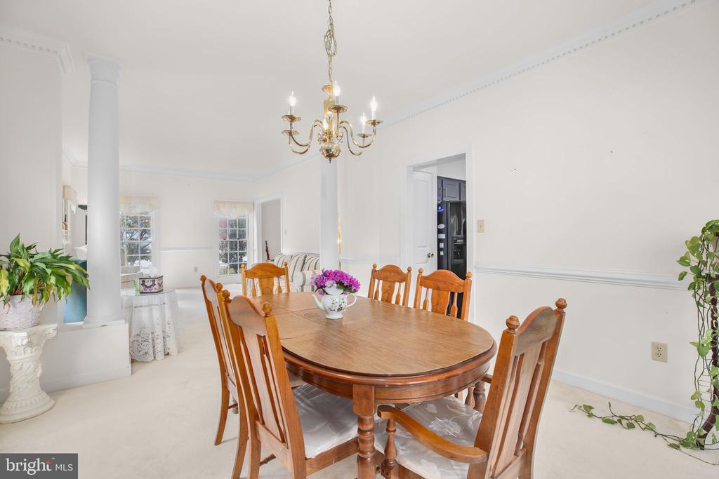 11801 GARDENIA DRIVE