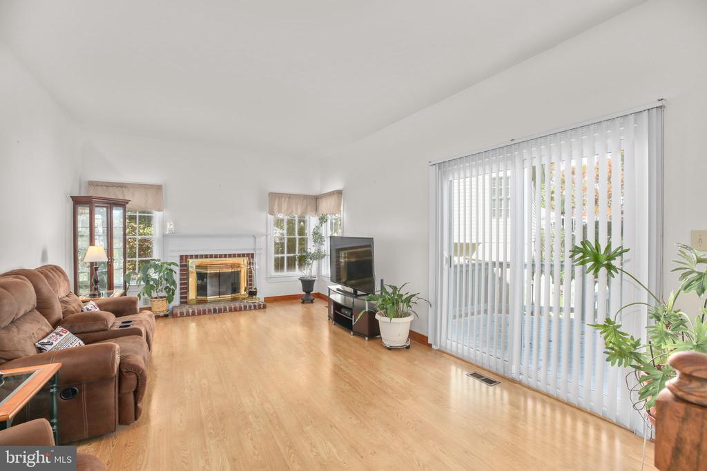 11801 GARDENIA DRIVE