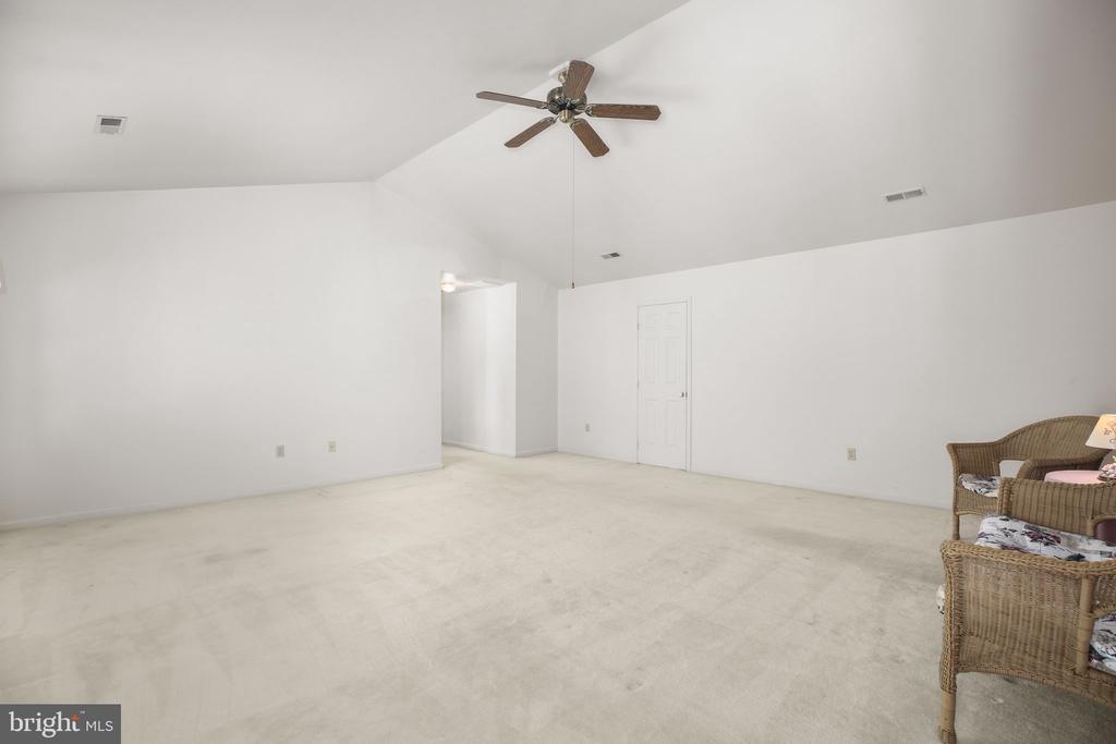 11801 GARDENIA DRIVE