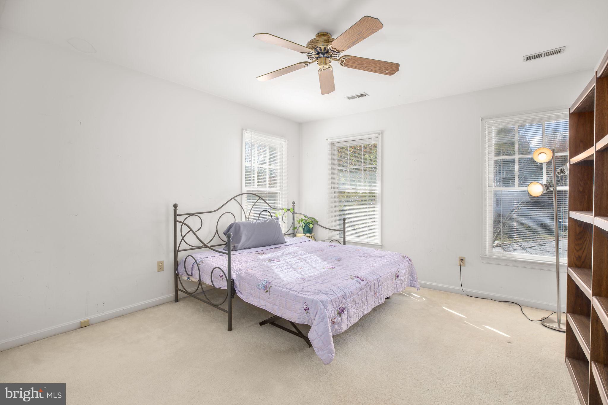 11801 GARDENIA DRIVE