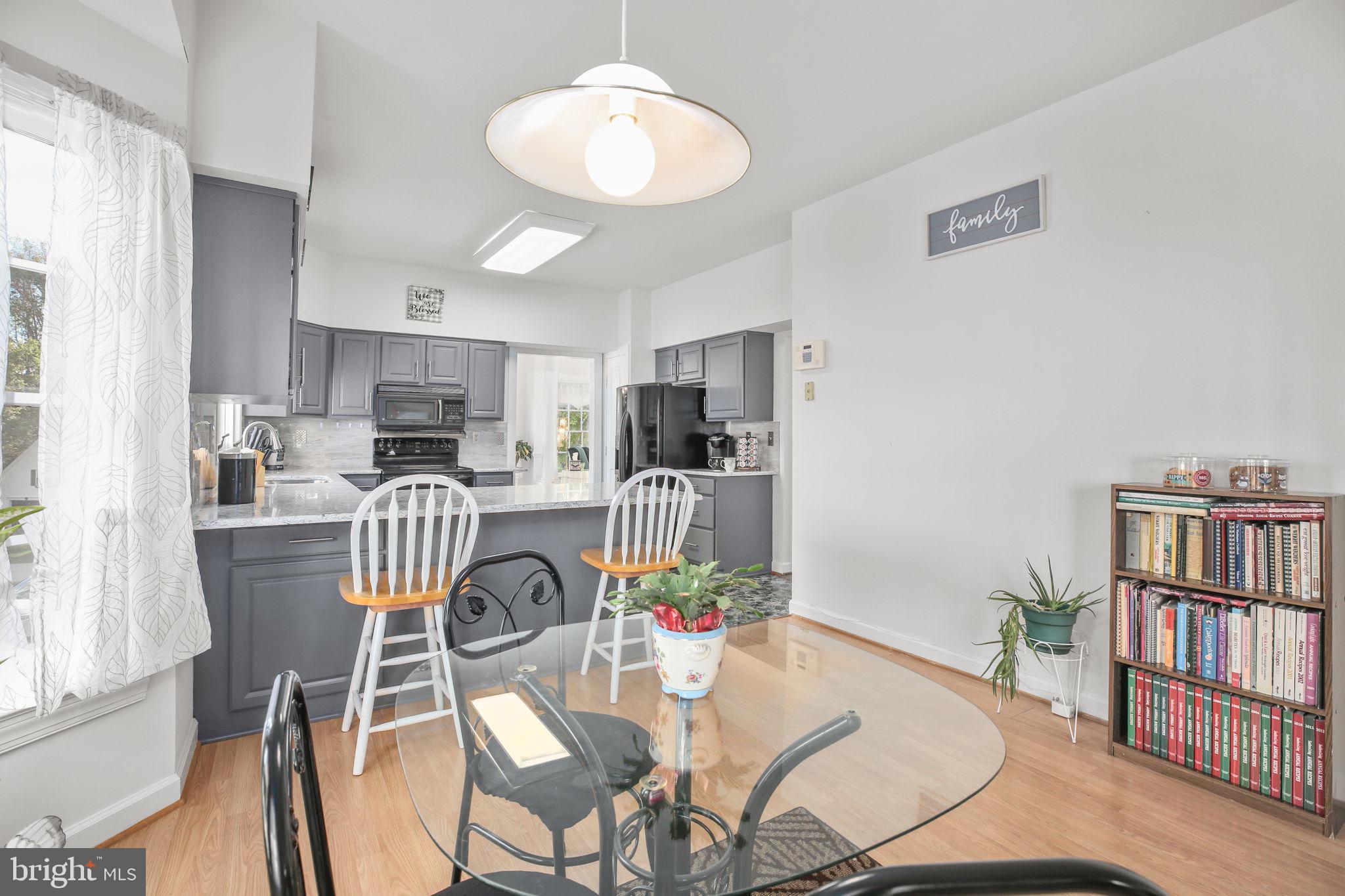 11801 GARDENIA DRIVE