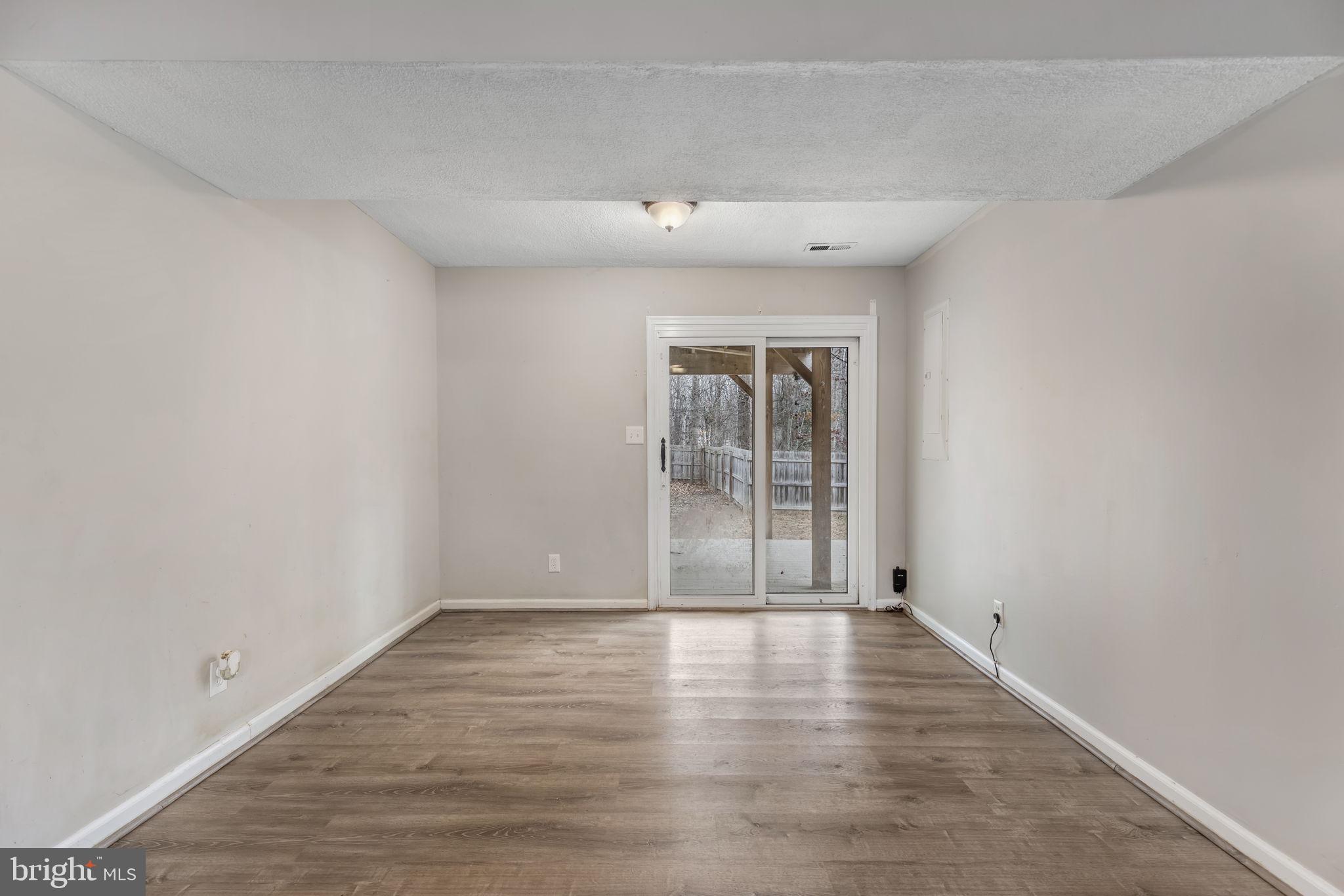 10713 COBBLESTONE DRIVE