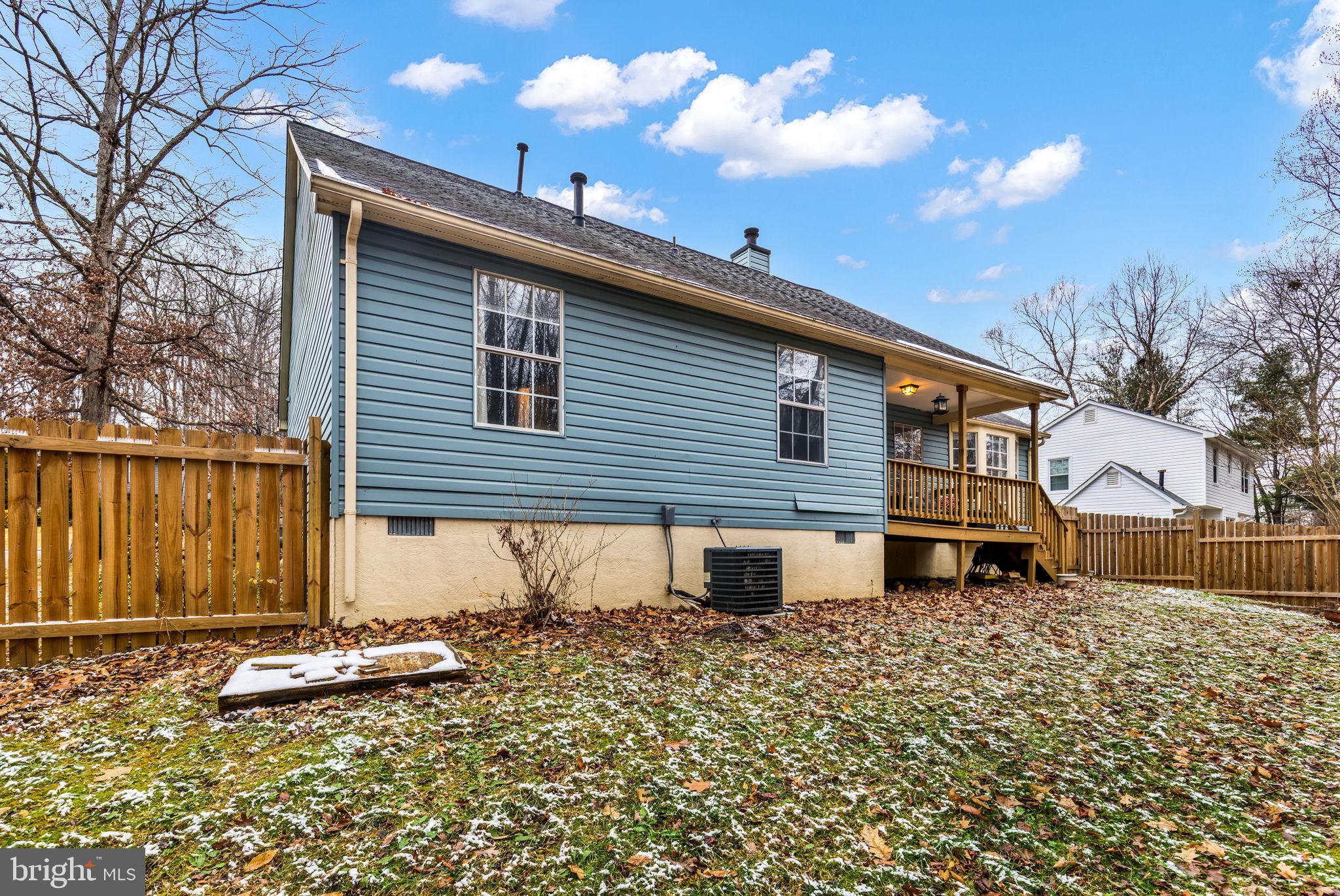 10907 CRESTWOOD DRIVE