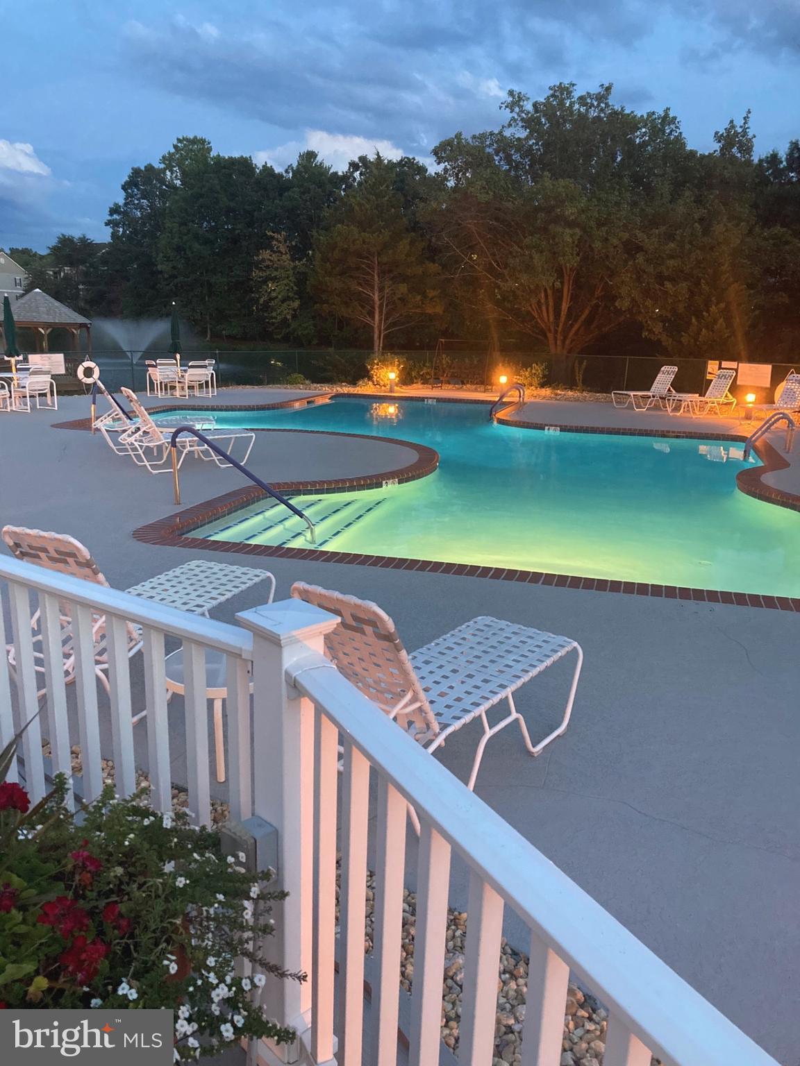 11604 HAMPSHIRE COURT