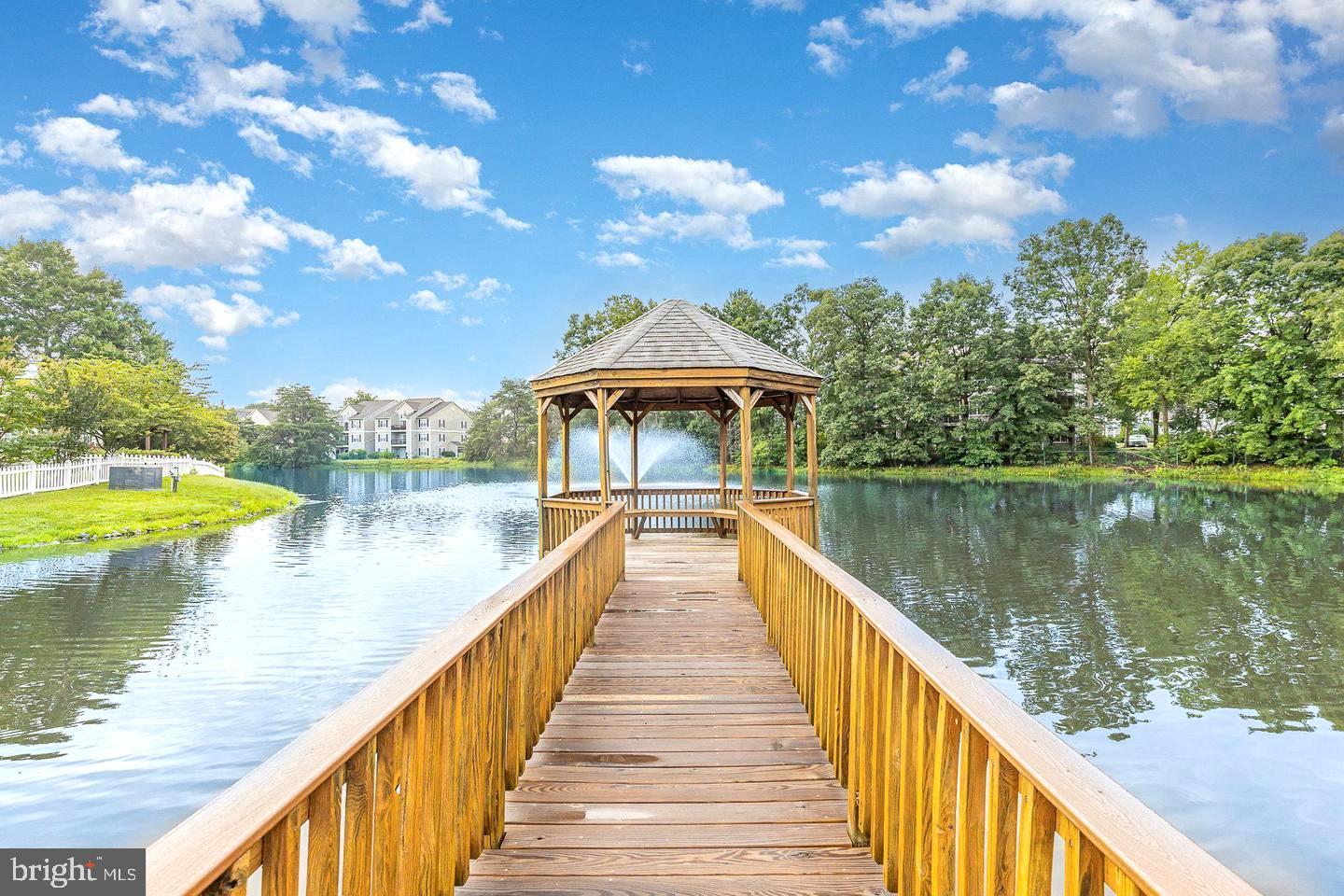 11604 HAMPSHIRE COURT