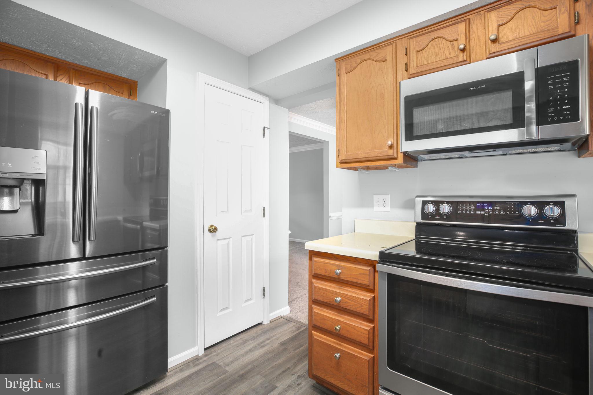 11210 SPRINGFIELD DRIVE