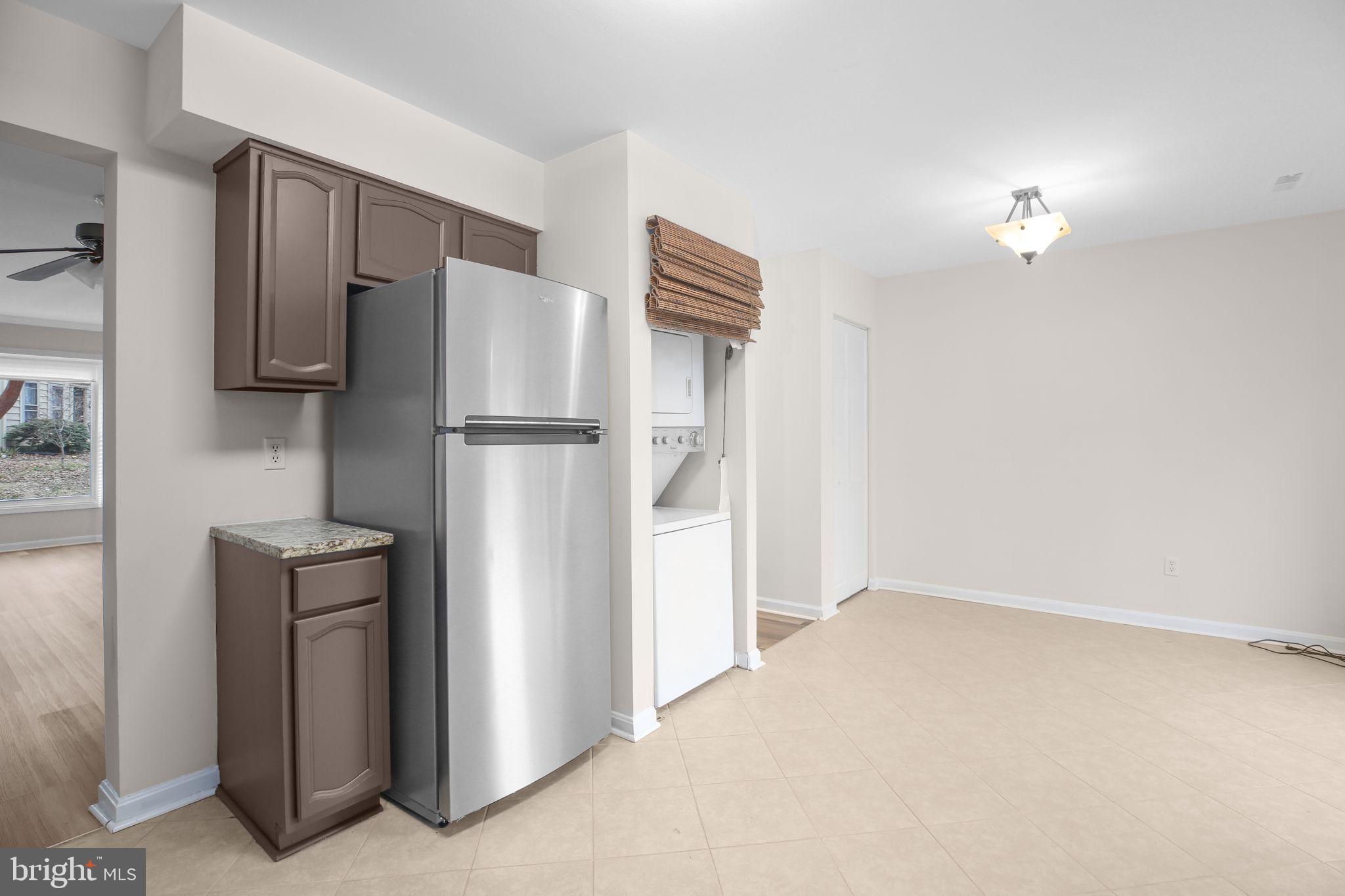 10715 GRETA LYNN COURT