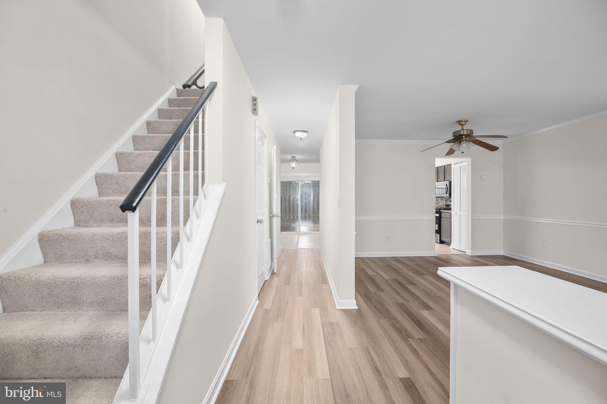 10715 GRETA LYNN COURT