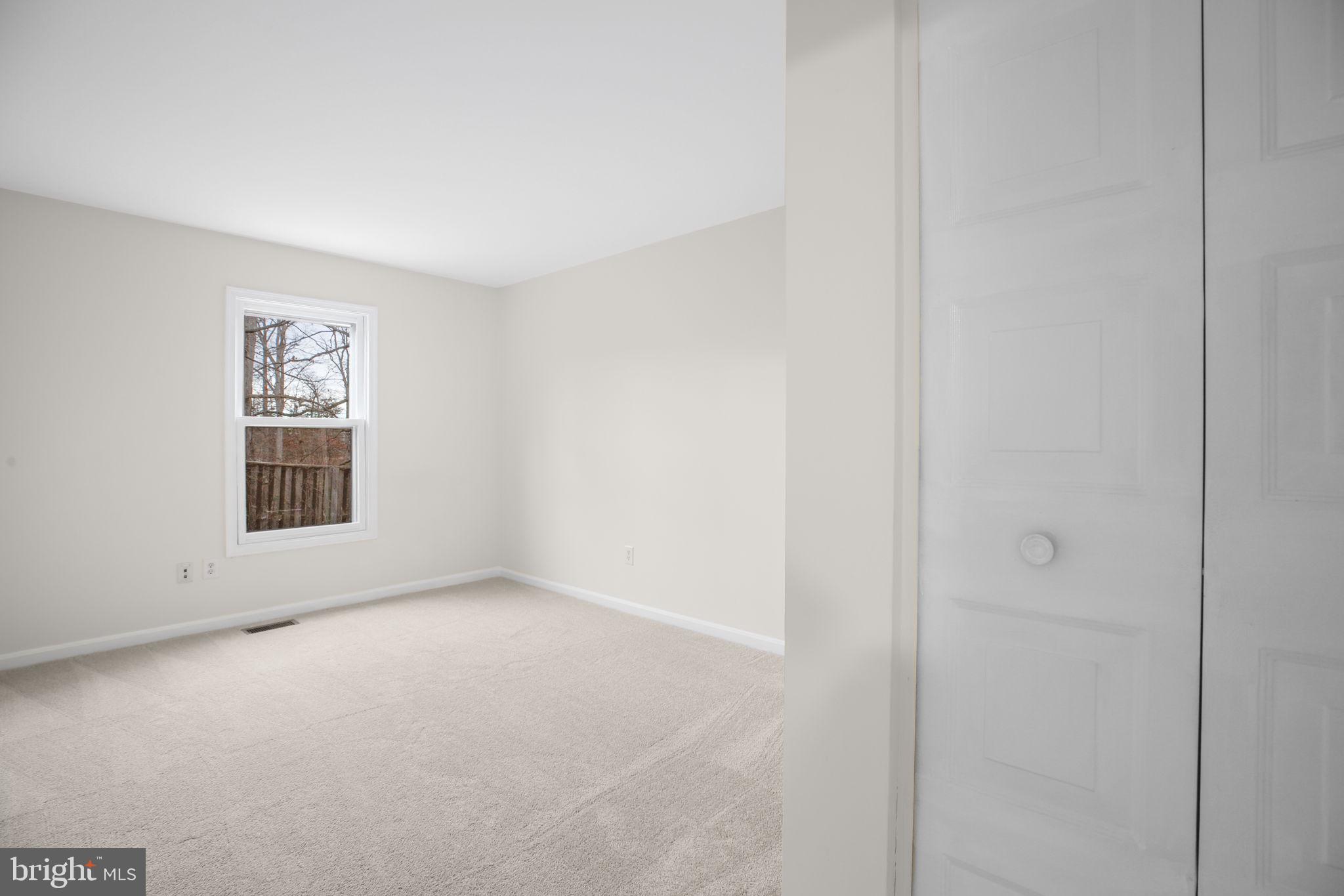 10715 GRETA LYNN COURT