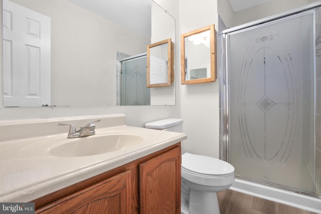 10715 GRETA LYNN COURT