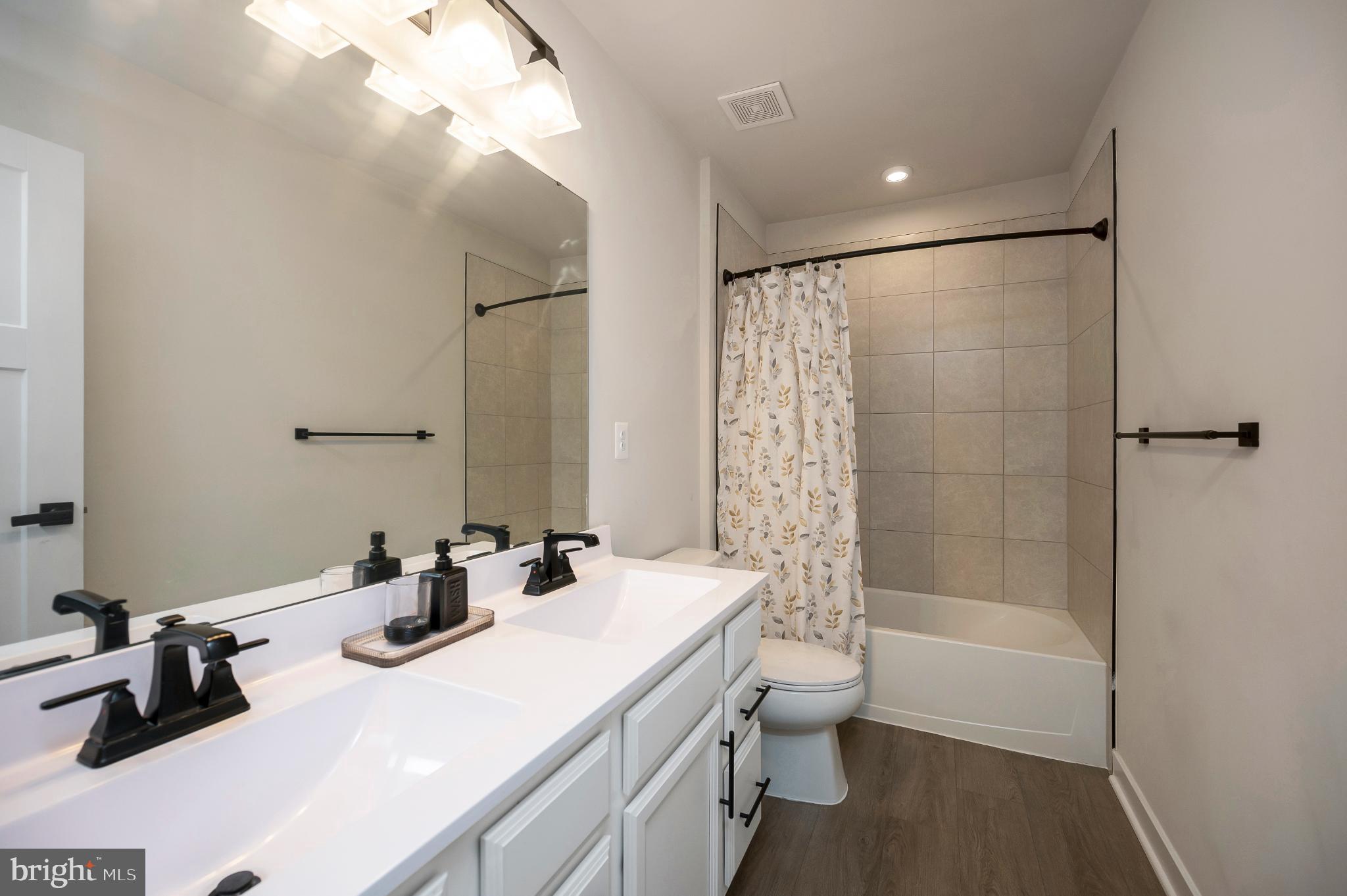 5432 HOLLEY OAK LANE