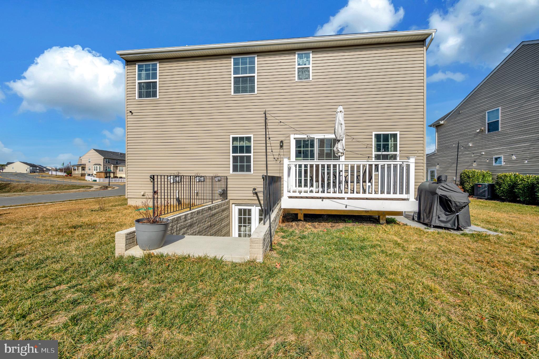 5432 HOLLEY OAK LANE