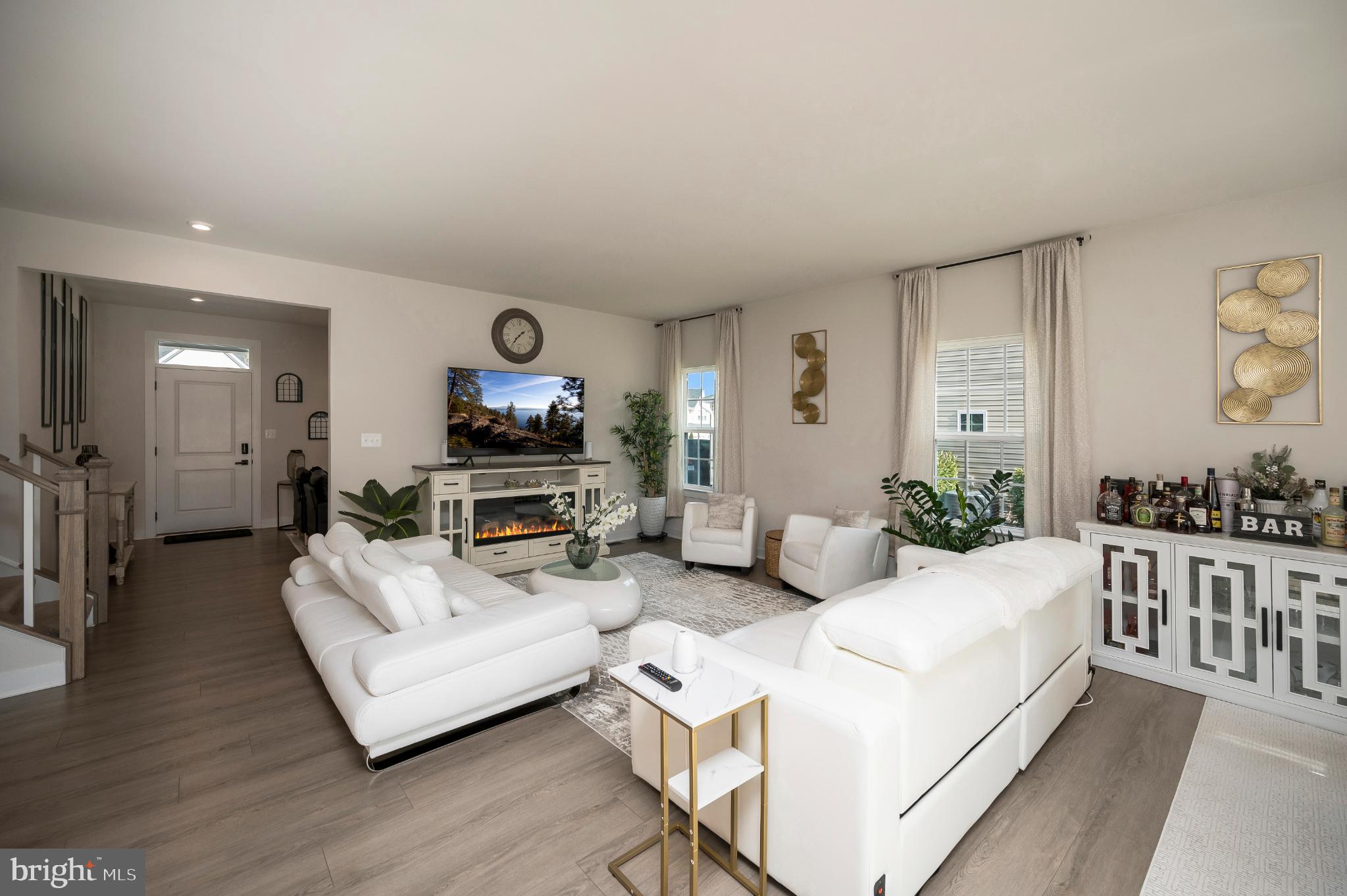 5432 HOLLEY OAK LANE