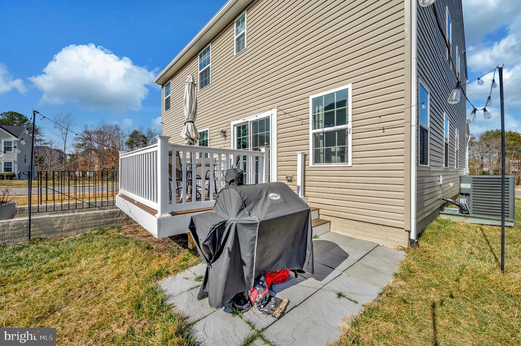 5432 HOLLEY OAK LANE