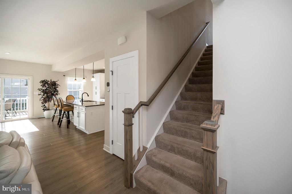 5432 HOLLEY OAK LANE