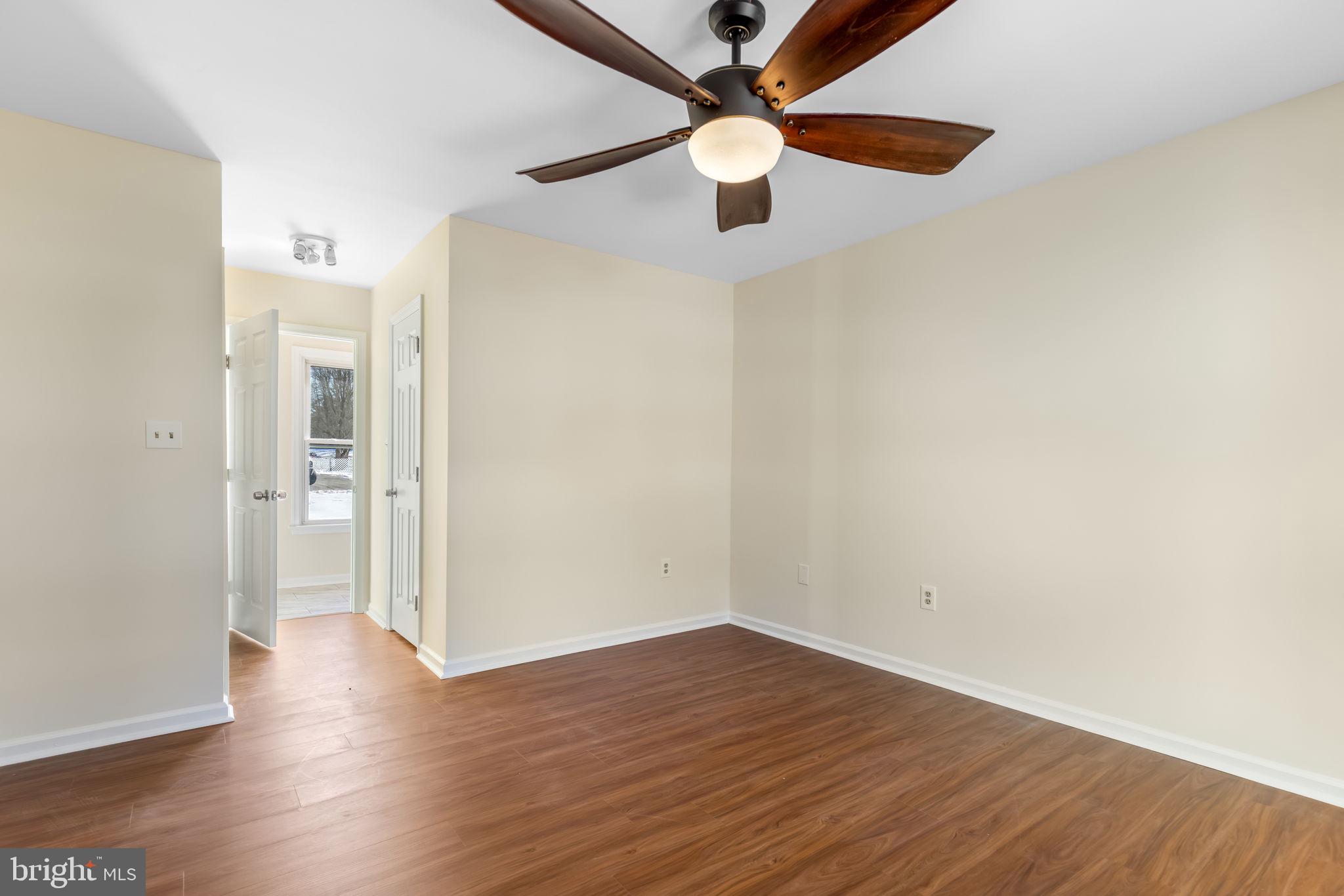 5303 BRIARBEND COURT