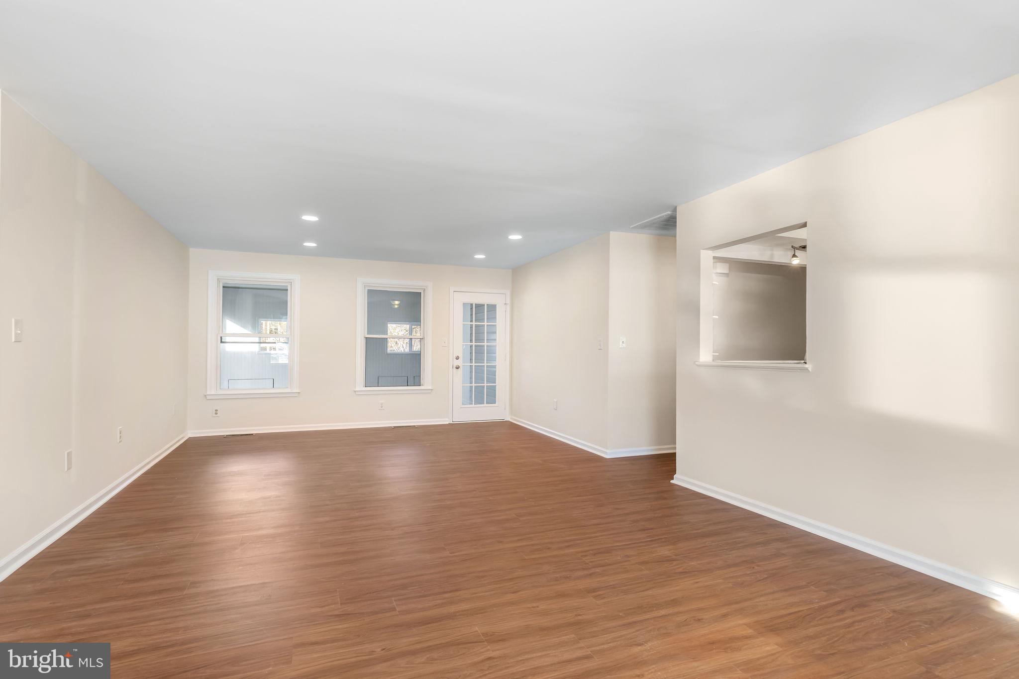 5303 BRIARBEND COURT