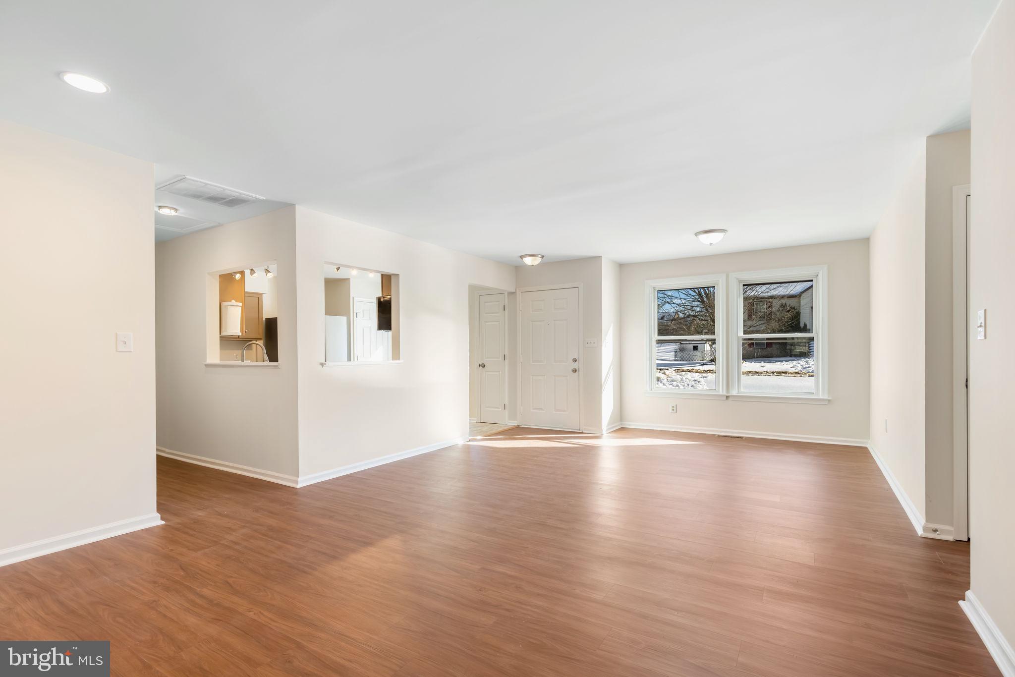 5303 BRIARBEND COURT