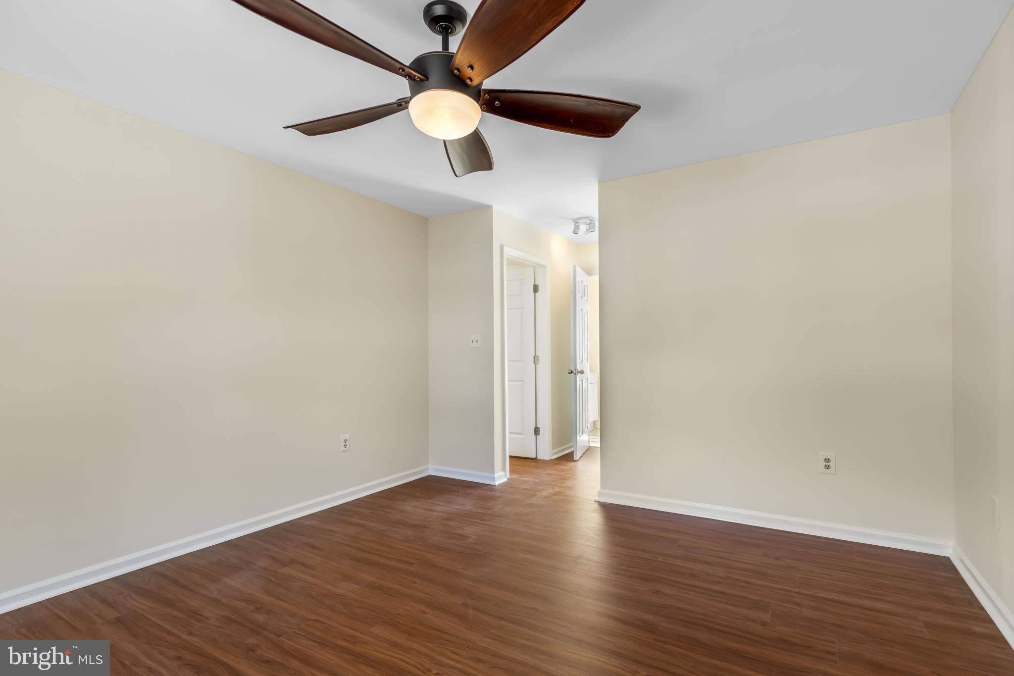 5303 BRIARBEND COURT