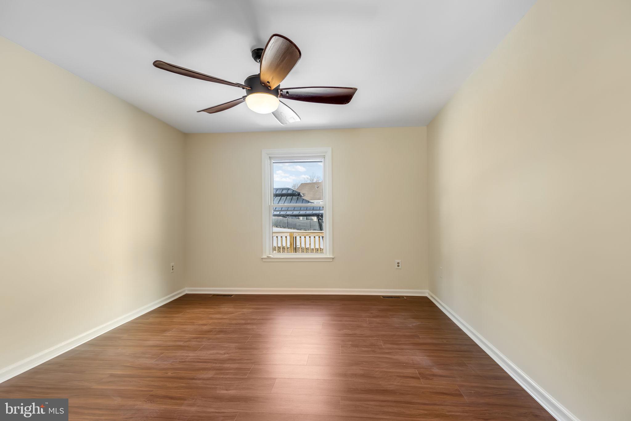 5303 BRIARBEND COURT