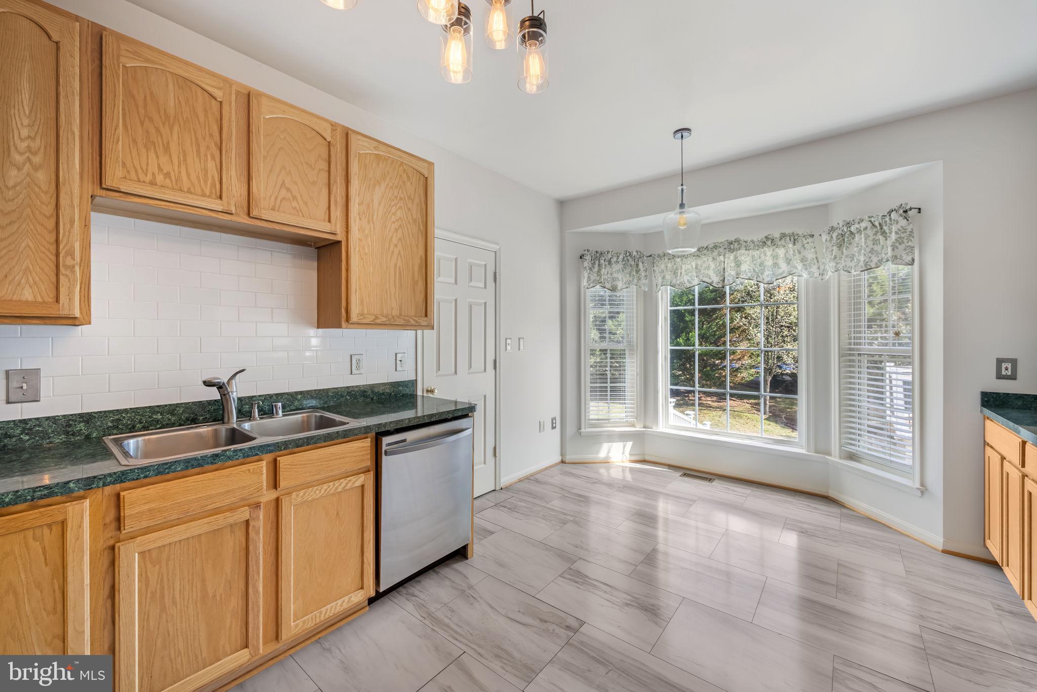 4318 BRIDLEPATH COURT