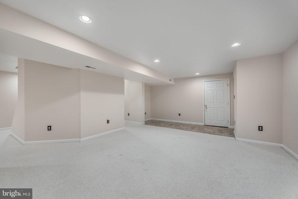 4318 BRIDLEPATH COURT