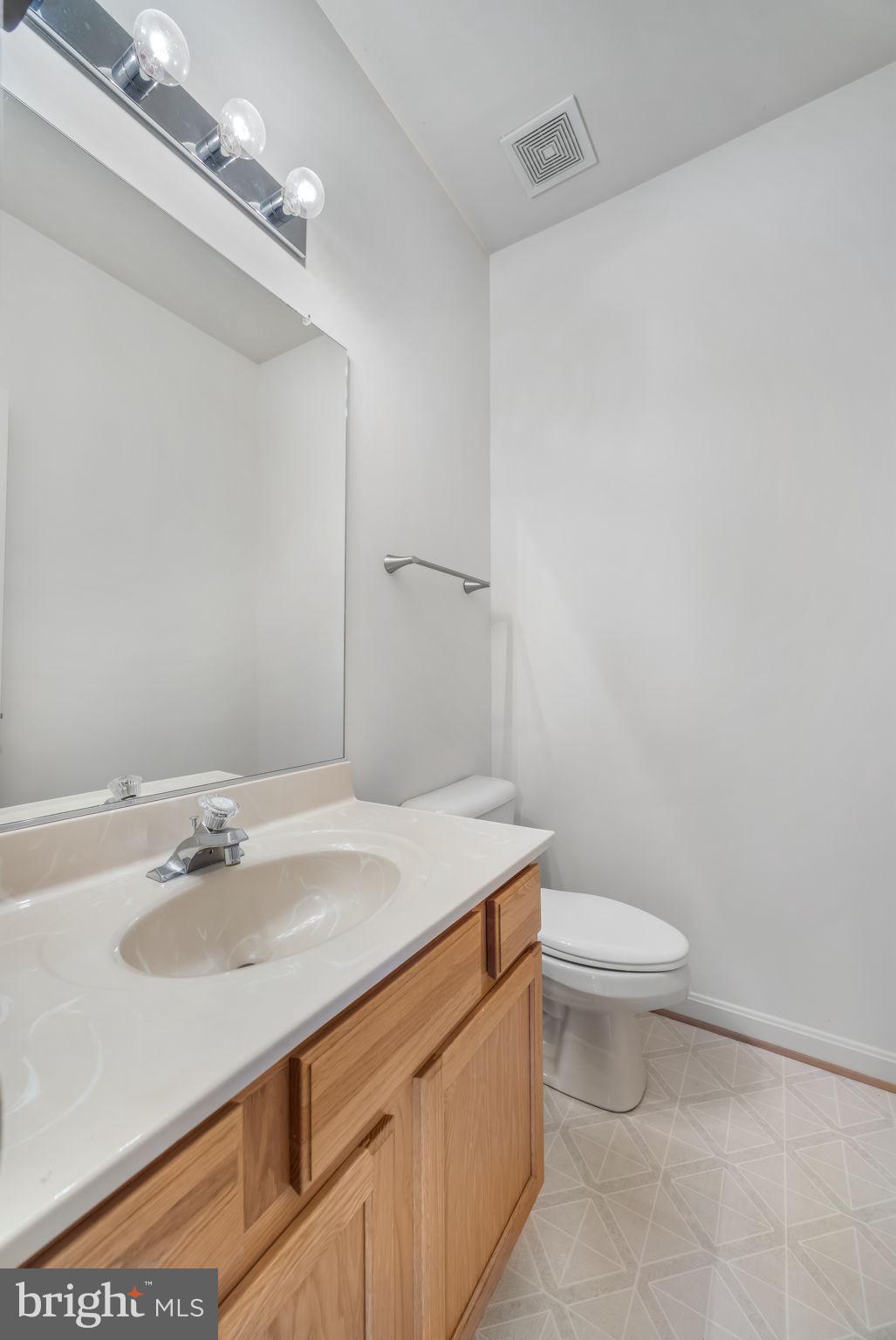 4318 BRIDLEPATH COURT