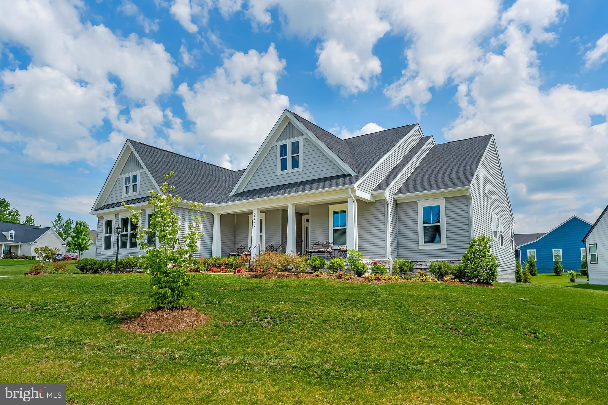 11726 ROBIN WOODS CIRCLE