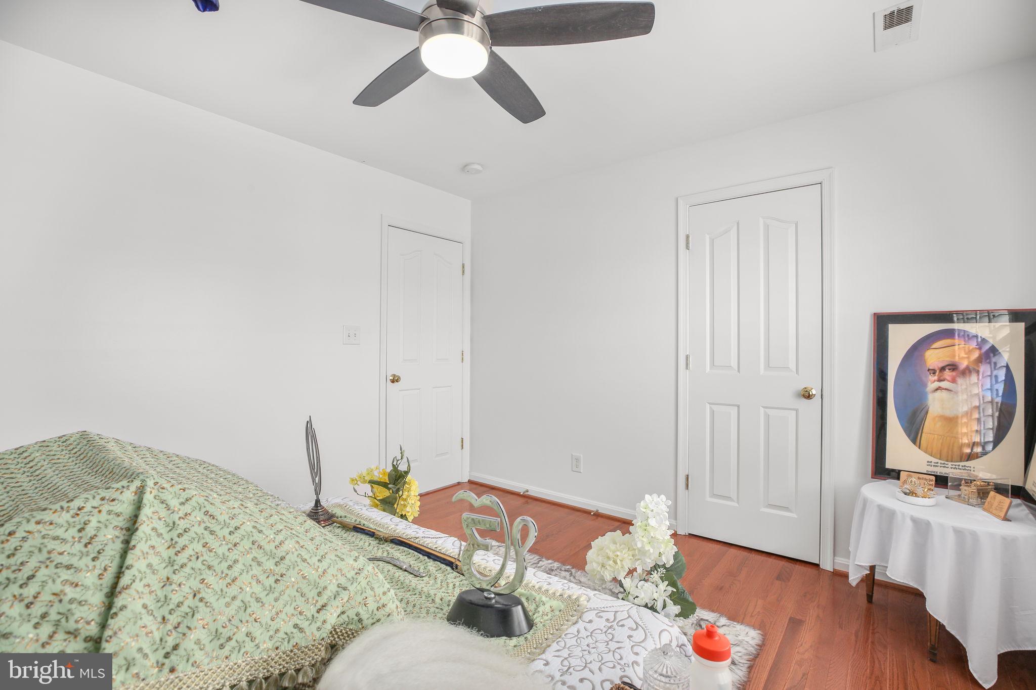 10804 TIDES COURT