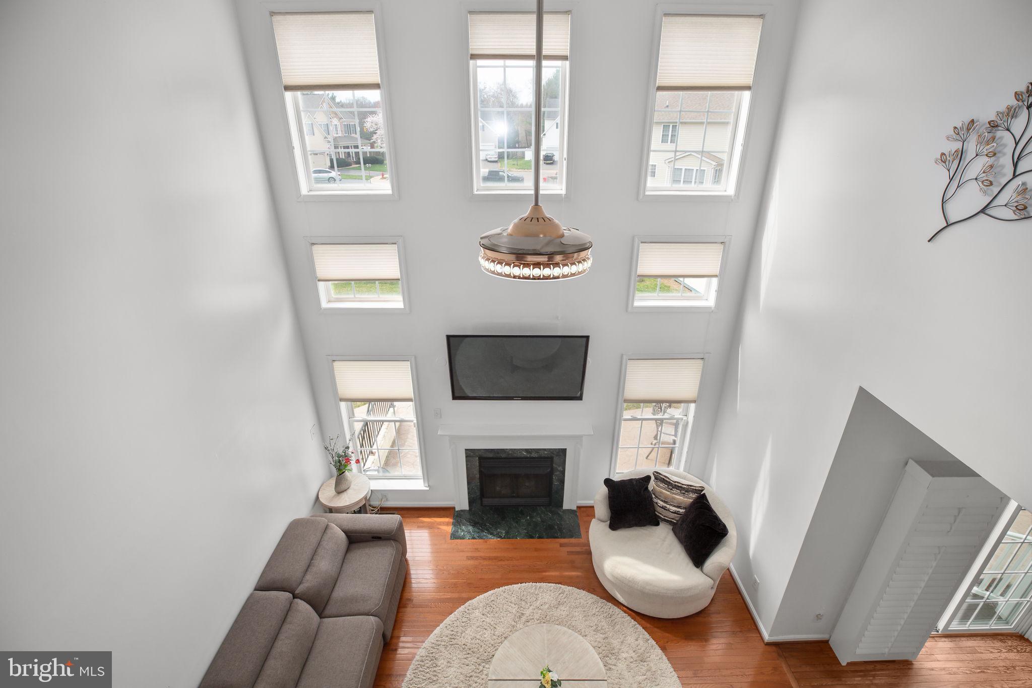 10804 TIDES COURT