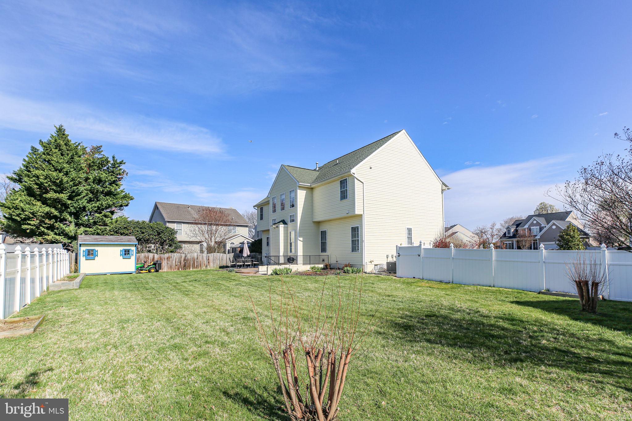 10804 TIDES COURT