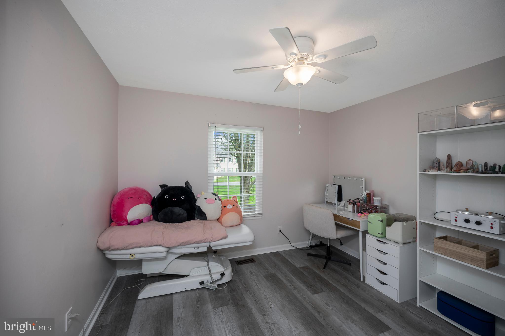 9504 QUAIL MEADOWS DRIVE