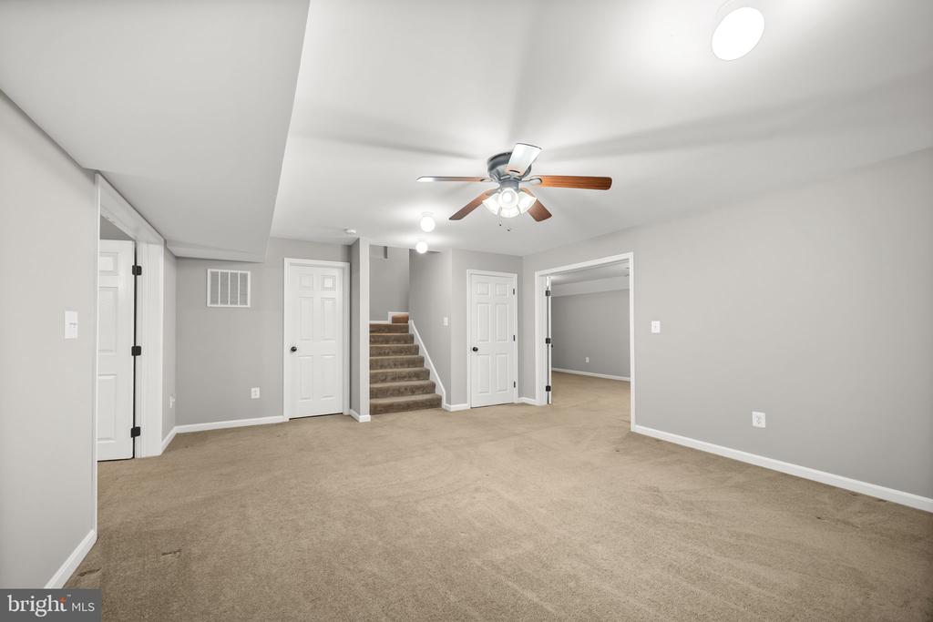 6657 LAWYERS ROAD