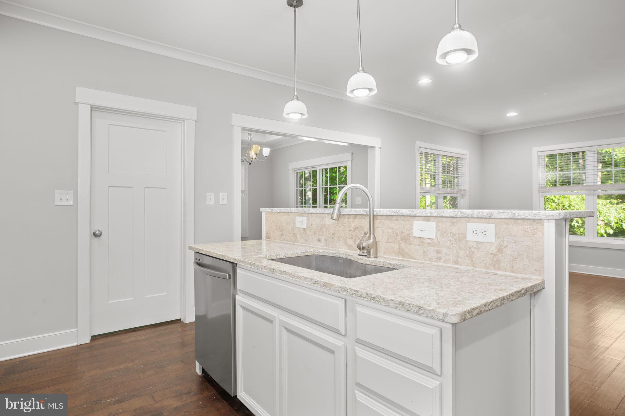 2518 REGENCY DRIVE