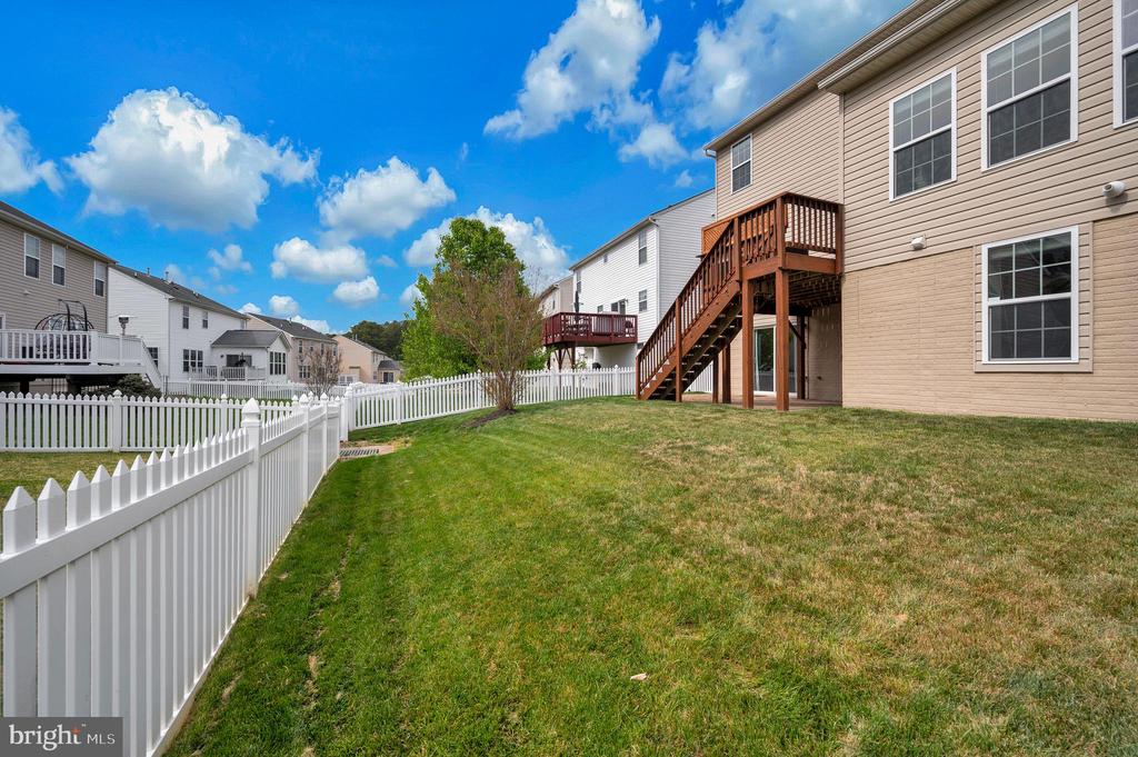 9610 HAZELBROOK COURT
