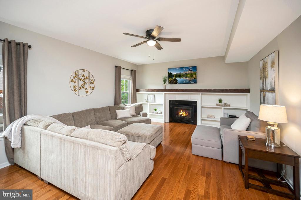 9610 HAZELBROOK COURT