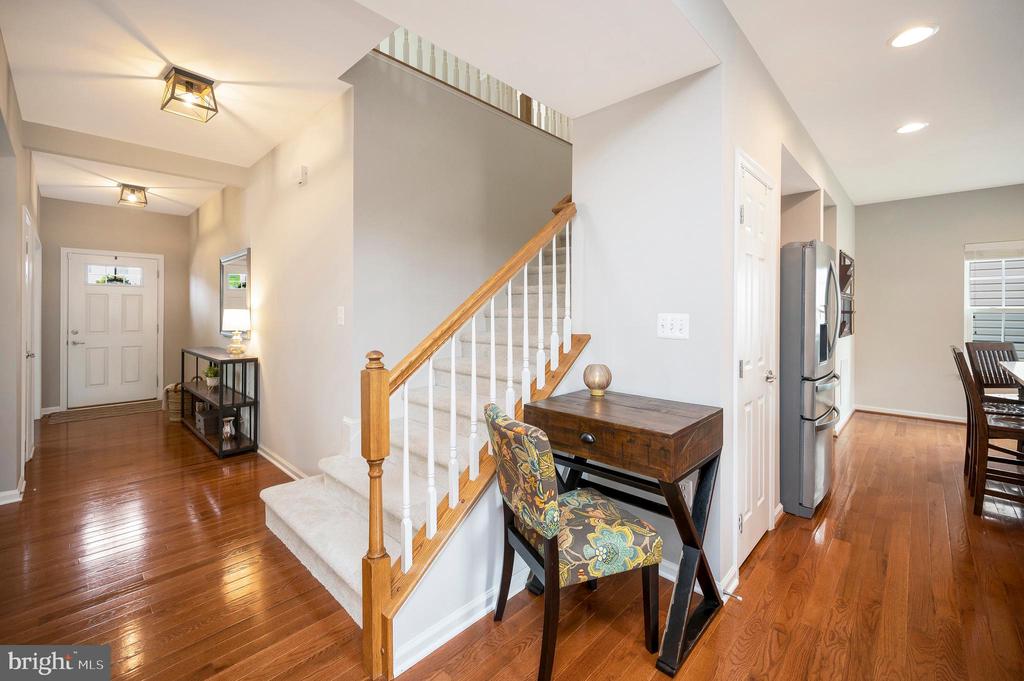 9610 HAZELBROOK COURT