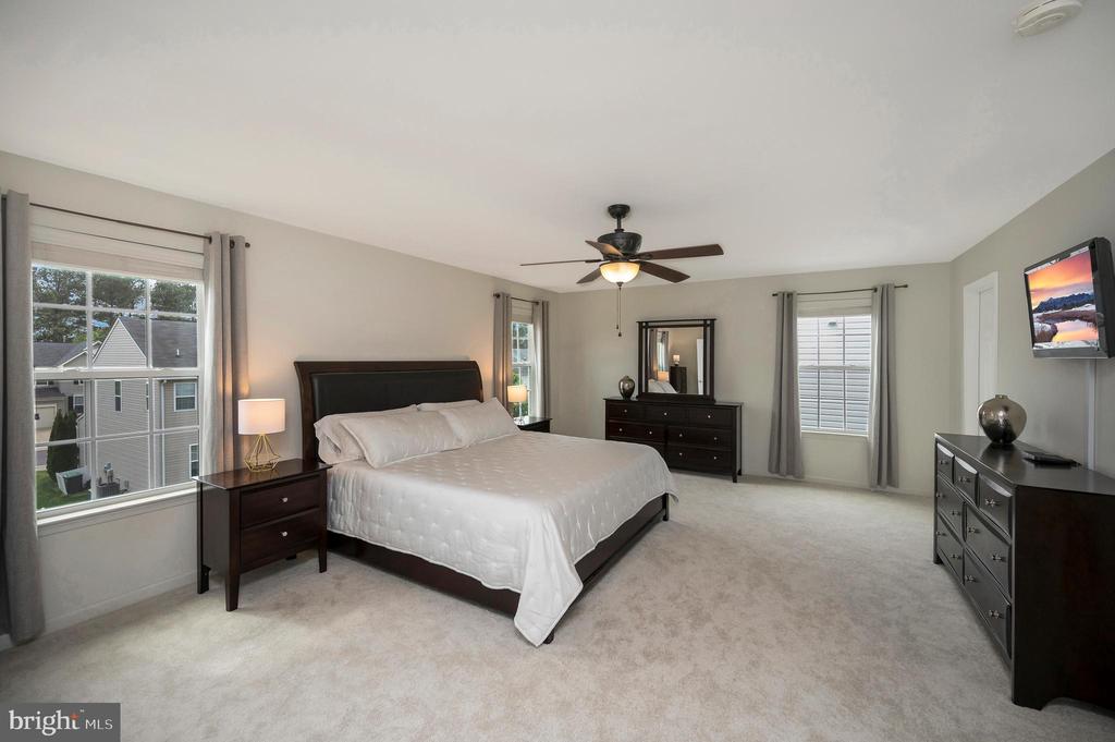 9610 HAZELBROOK COURT