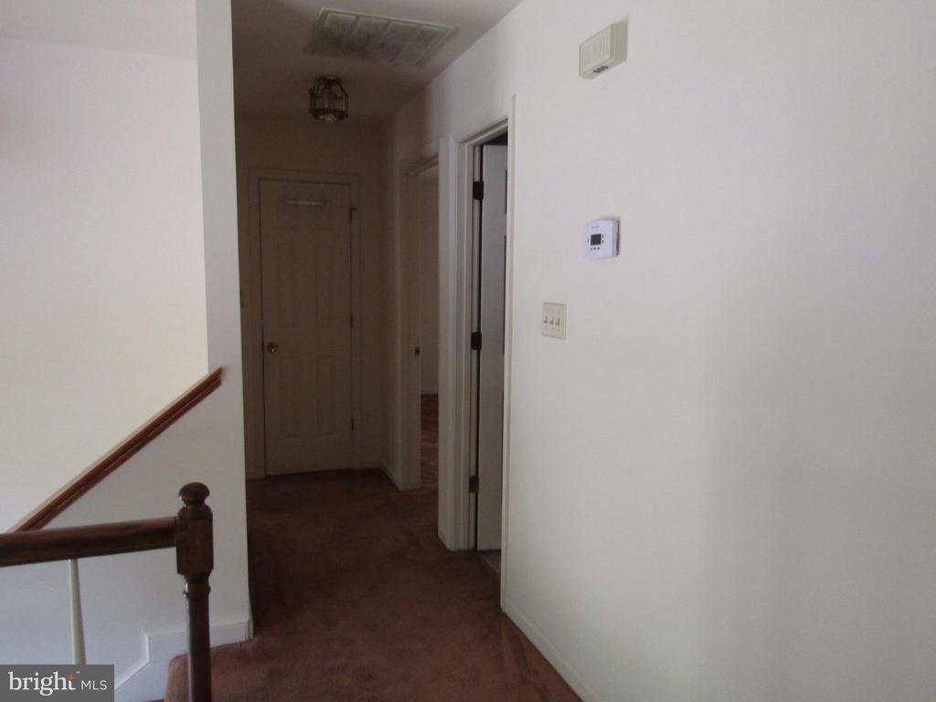 418 CLEVELAND COURT