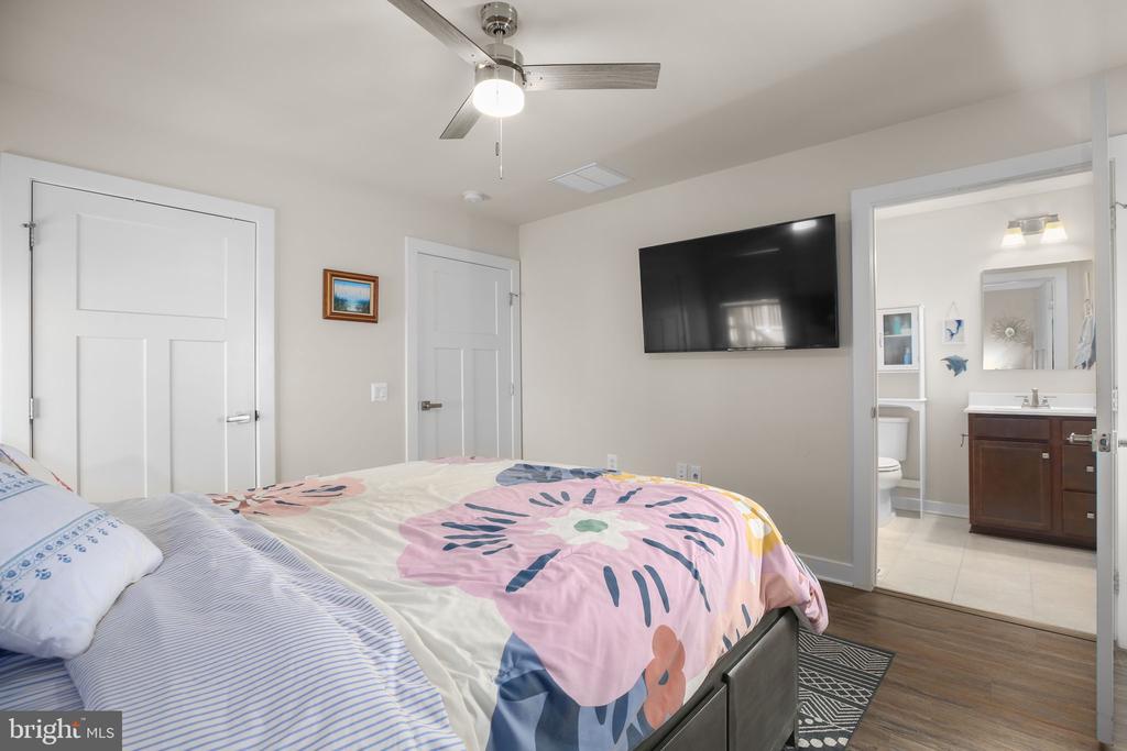 7401 BRENTFORD TERRACE
