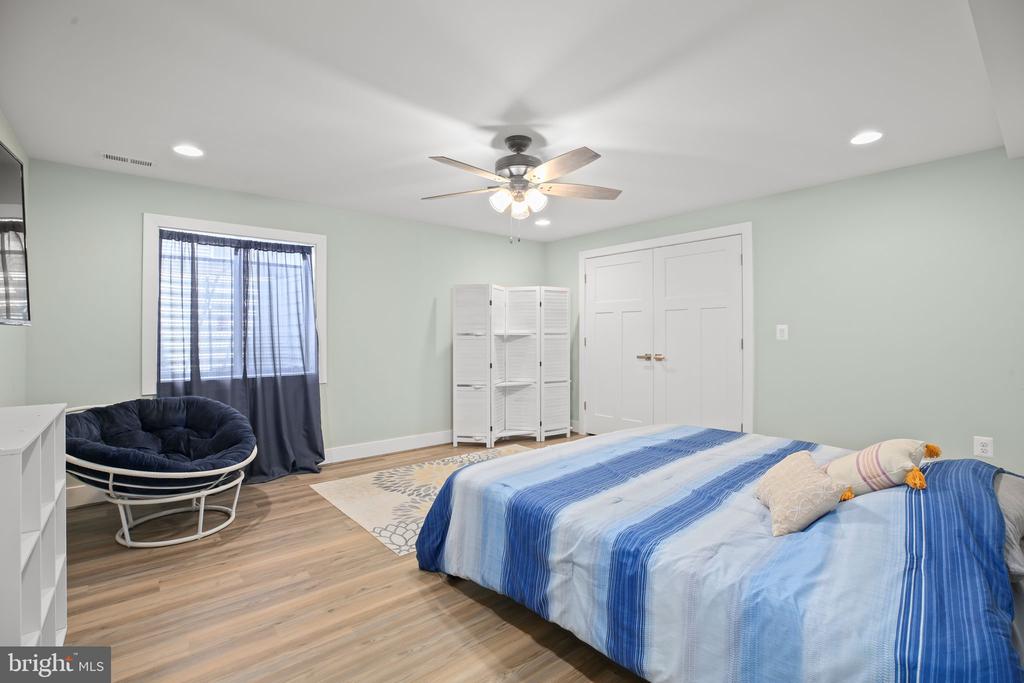 7401 BRENTFORD TERRACE