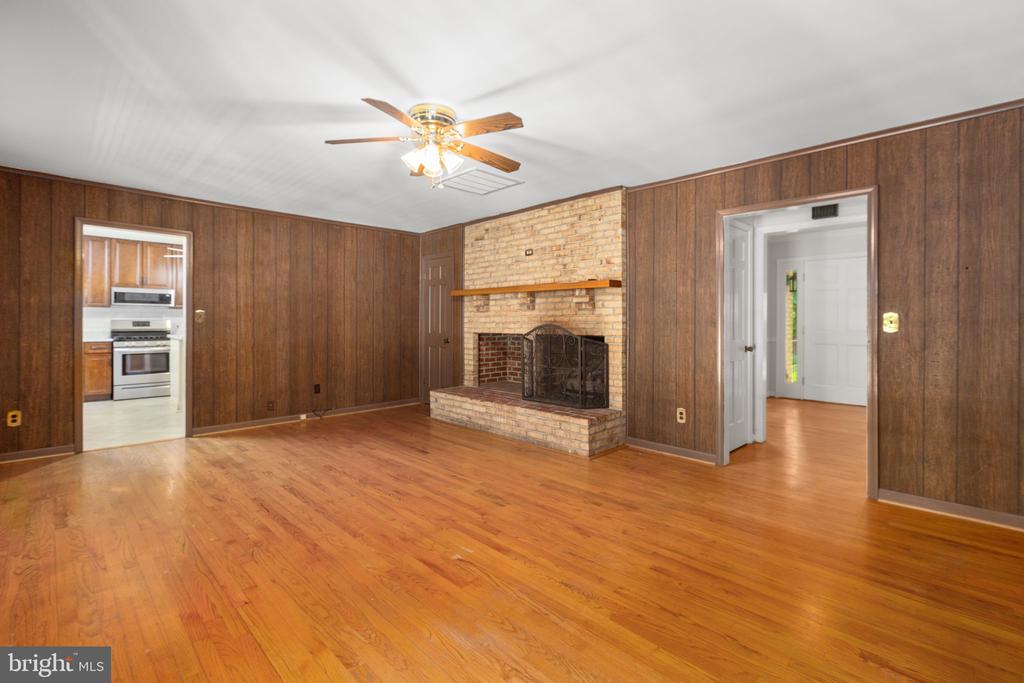 8401 GREY GHOST LANE