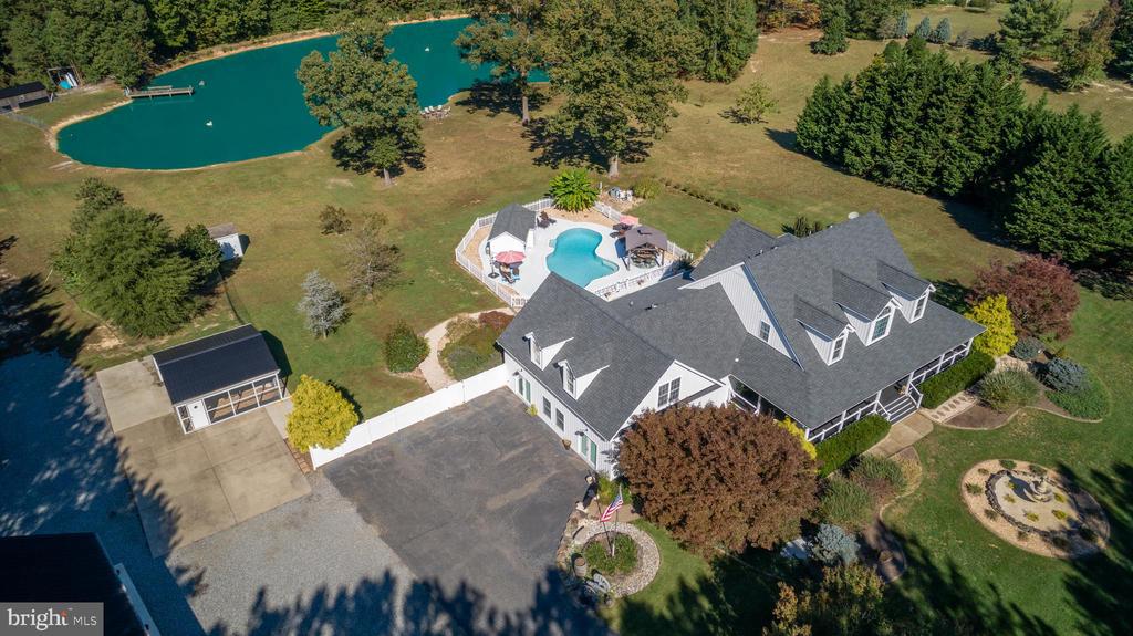 6829 FOX RIDGE ROAD