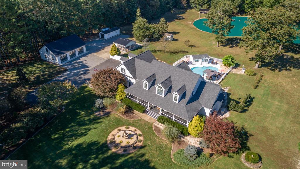 6829 FOX RIDGE ROAD