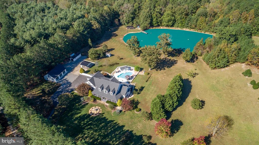 6829 FOX RIDGE ROAD