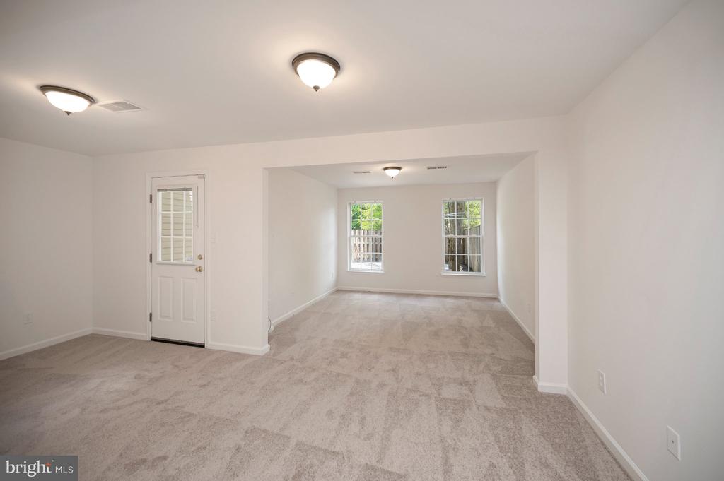11209 GANDER COURT